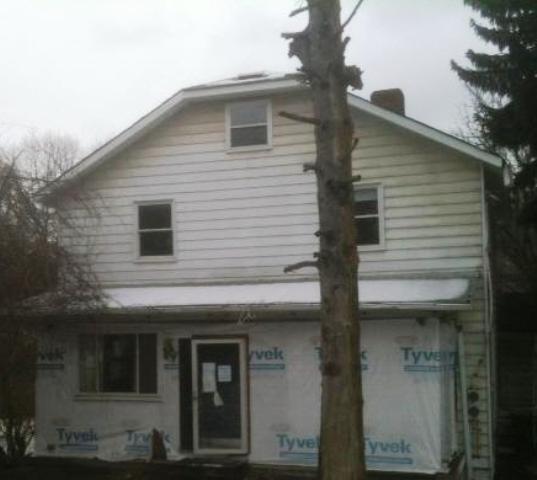 814 N Gray Ave, Bridgeville, PA 15017 