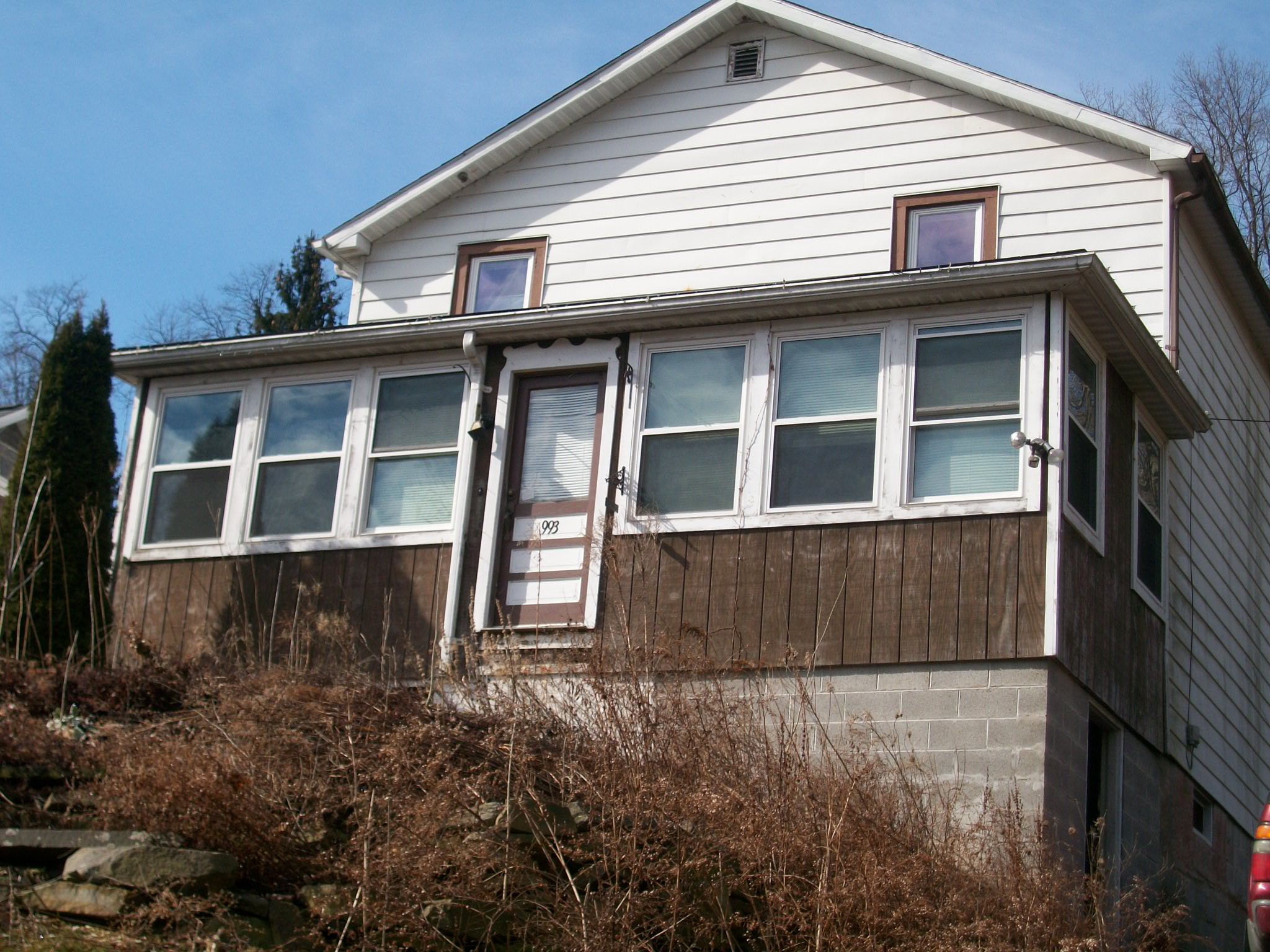 993 Renovo Road, Mill Hall, PA 17751 