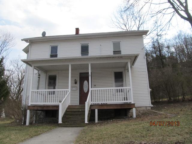 28 West 3rd Street, Everett, PA 15537 
