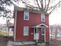 67 West 4th Avenue, Everett, PA 15537 