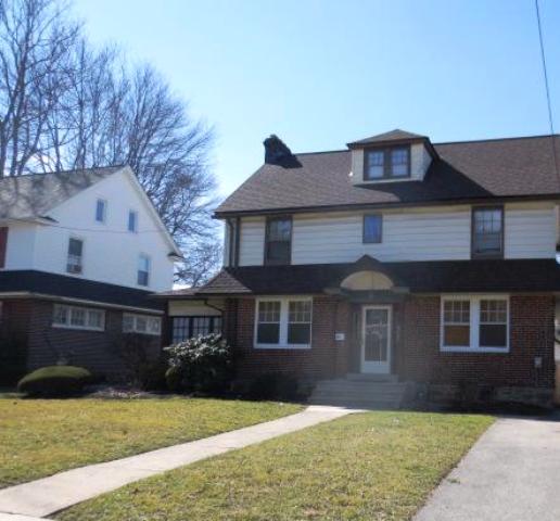 720 Lindale Ave, Drexel Hill, PA 19026 