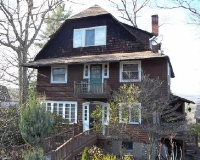 39 Falls Drive, Buck Hill Falls, PA 18323 