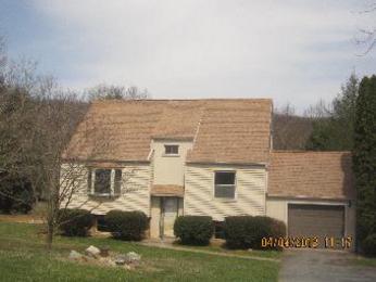 413 Holly Dr, Dauphin, PA 17018 
