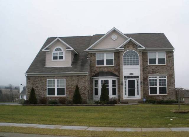 1635 Rosebrook Dr, York, PA 17402 