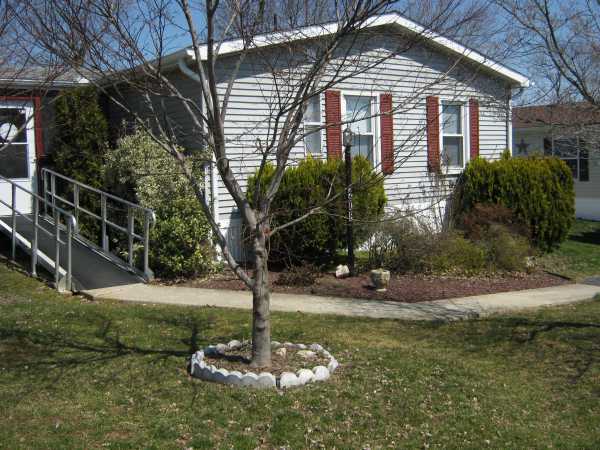 208 Greyfield Drive, Lancaster, PA 17603 