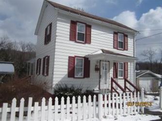 97 Cherry St, Cresson, PA 16630 