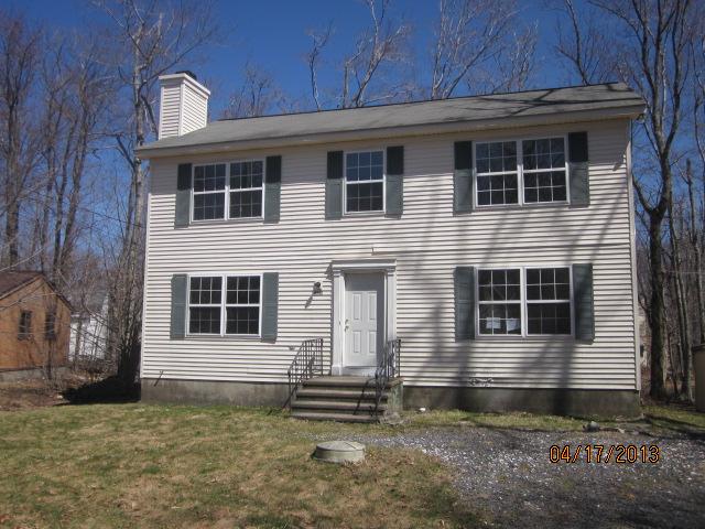 1925 Horseshoe Bend, Tobyhanna, PA 18466 