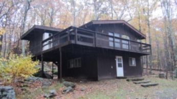 132 Bayberry Drive, Hawley, PA 18428 