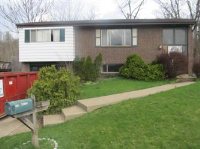 935 Cimarron Dr, Penn Hills, PA 15235 