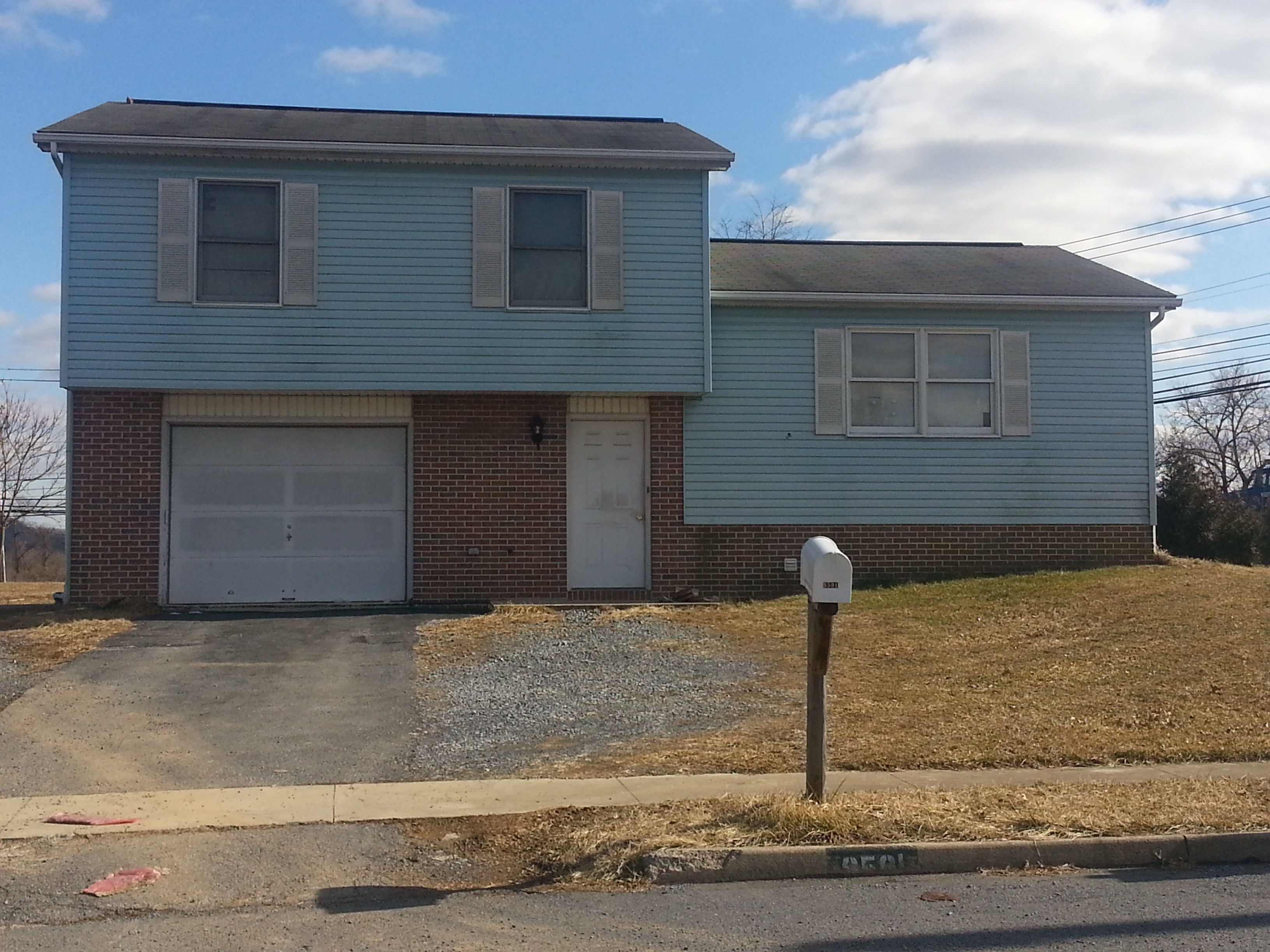 8591 Presidents Drive, Hummelstown, PA 17036 