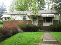325 Woodhaven Dr, Monroeville, PA 15146 