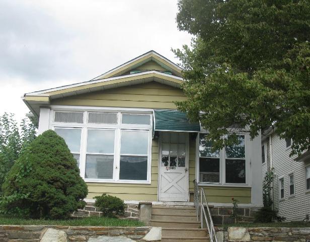 1213 Friendship Street, Philadelphia, PA 19111 