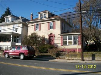 811 W 4th St, Lewistown, PA 17044 