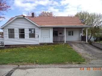 3135 Oregon Dr, Lower Burrell, PA 15068 