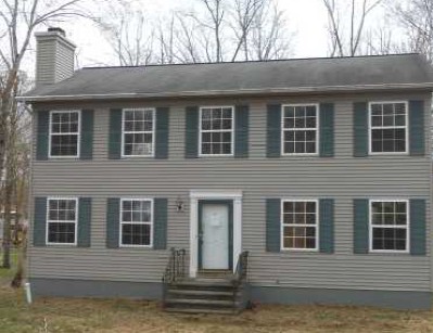 196 Hunterswood Dr, East Stroudsburg, PA 18301 