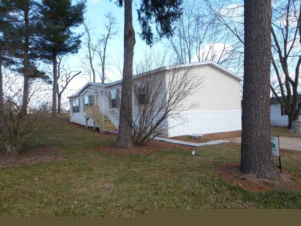 153 Linda Dr., New Oxford, PA 17350 