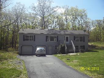 100 Oak Ln, Milford, PA 18337 