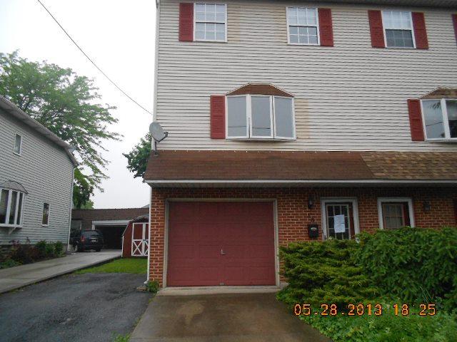 13 Club Ave, Bethlehem, PA 18018 