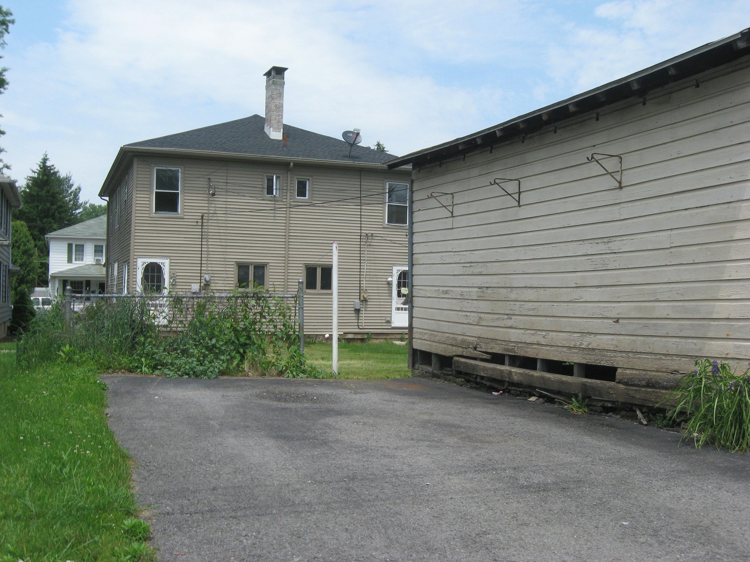 418-420 Center St, Milton, PA 17847 