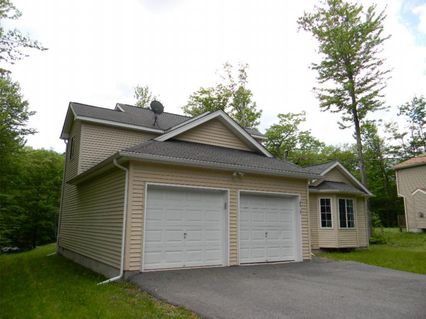 2413 Warwick Circle, Tobyhanna, PA 18466 