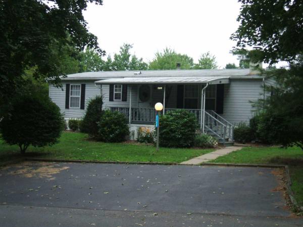 8735 Evergreen Circle, Breinigsville, PA 18031 