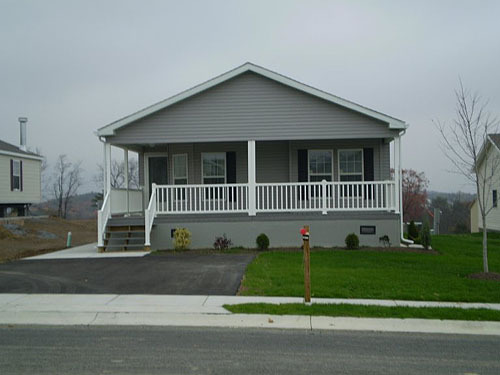 613 Canary Dr., Carlisle, PA 17013 
