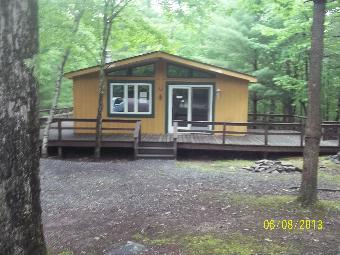 106 Cottontail Ct, Lackawaxan, PA 18435 