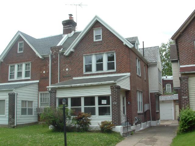 1216 Haworth St, Philadelphia, PA 19124 