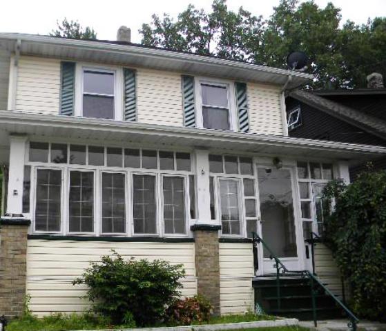 613 W 25th Street, Erie, PA 16502 