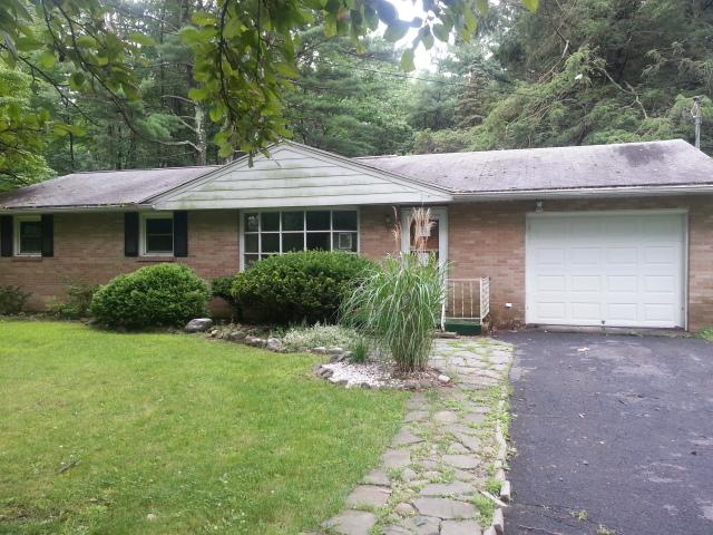 2024 Tanite Rd, Stroudsburg, PA 18360 