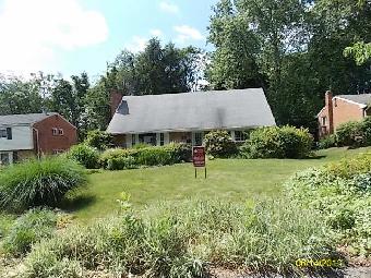 1326 Hazenwood Dr, Monroeville, PA 15146 