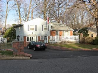 8 S Overhill Rd, Media, PA 19063 