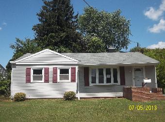 30 Sussex Rd, Camp Hill, PA 17011 