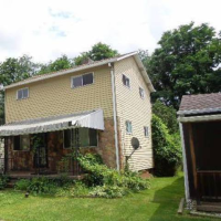 8 Trump Ave, Uniontown, PA 15401 