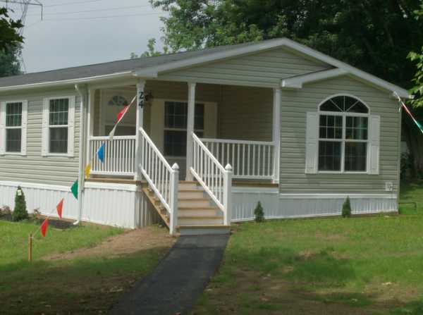 24 Penn Dr., West Grove, PA 19390 