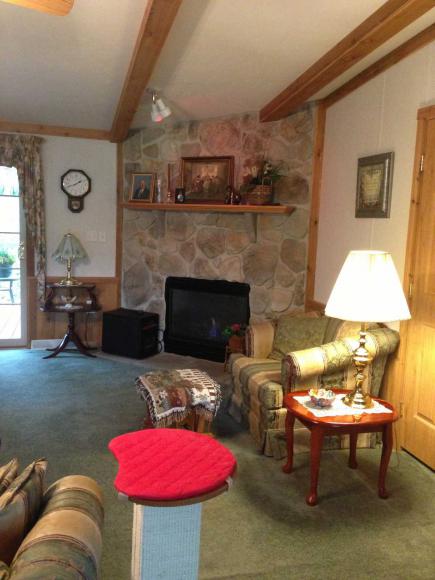 209 Robin Dr, Red Lion, PA 17356 