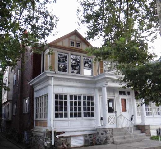 414 E 20th St, Chester, PA 19013 