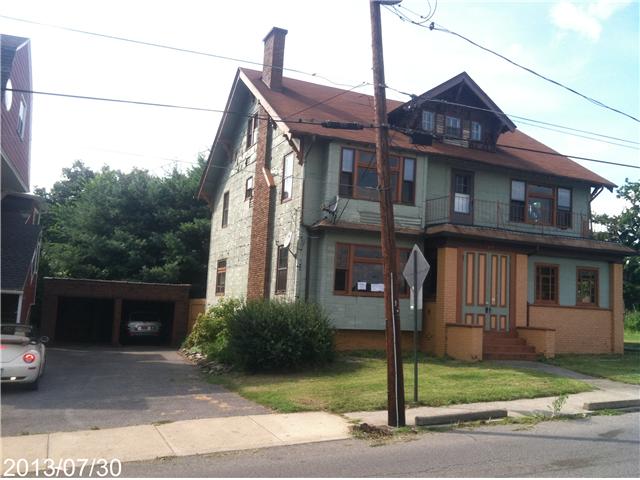 317 East Street, New Castle, PA 16101 