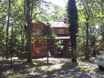 1092 Elgin Way, Bushkill, PA 18324 