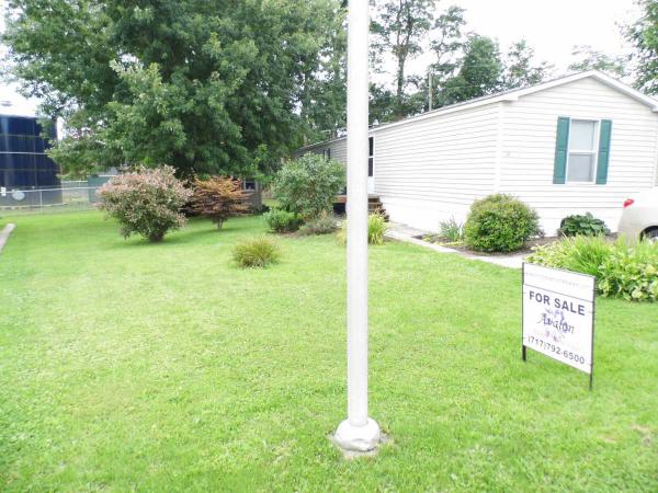 14 Jacqueline Dr, New Oxford, PA 17350 