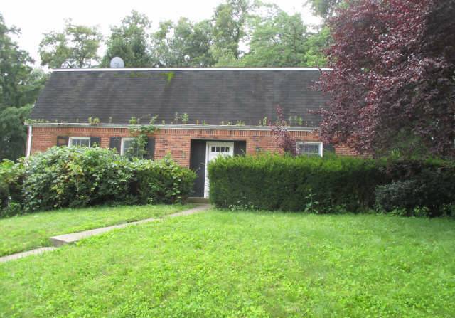 108 Old Suffolk Dr, Monroeville, PA 15146 