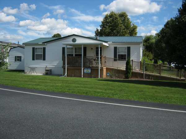 108 Wildbriar Court South, Lancaster, PA 17603 