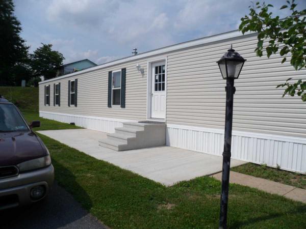 103 Ridgewood Manor, Manheim, PA 17545 