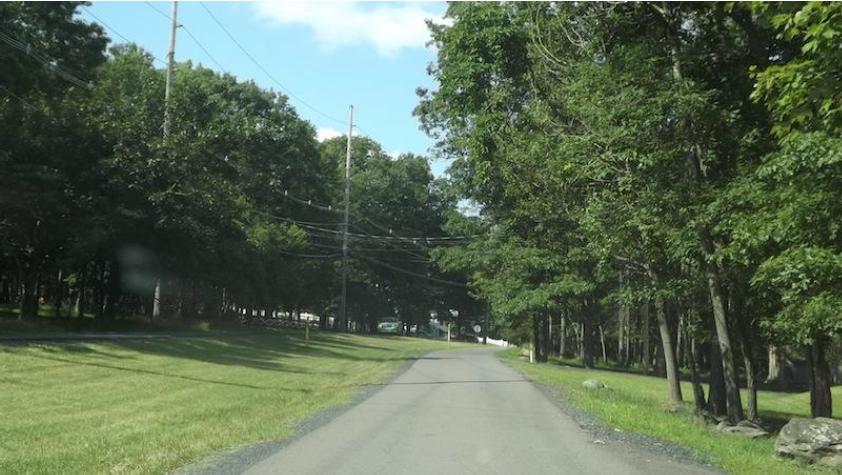 36 Michael Drive, Effort, PA 18330 