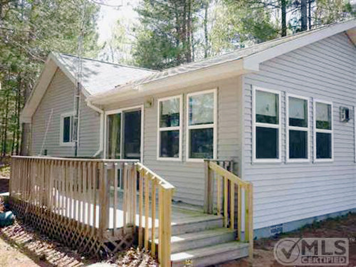 15927 Pinecrest Shores, Manistique, MI 15927 