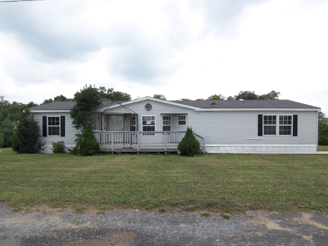 6208 Hager Rd, Greencastle, PA 17225 