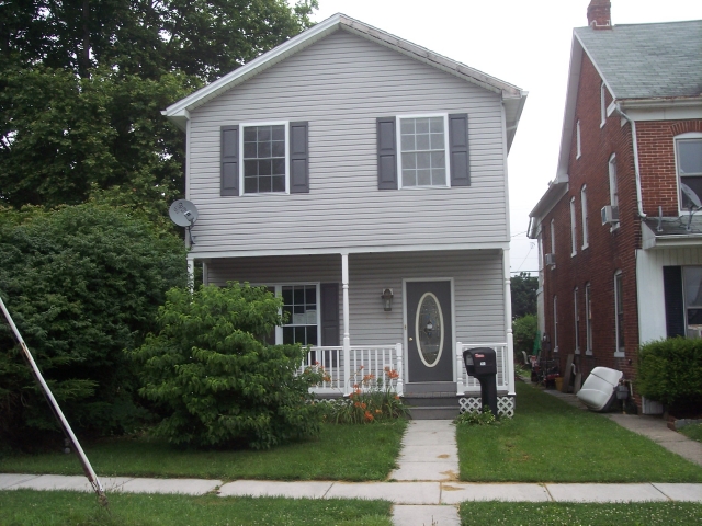 420 South Franklin Street, Hanover, PA 17331 