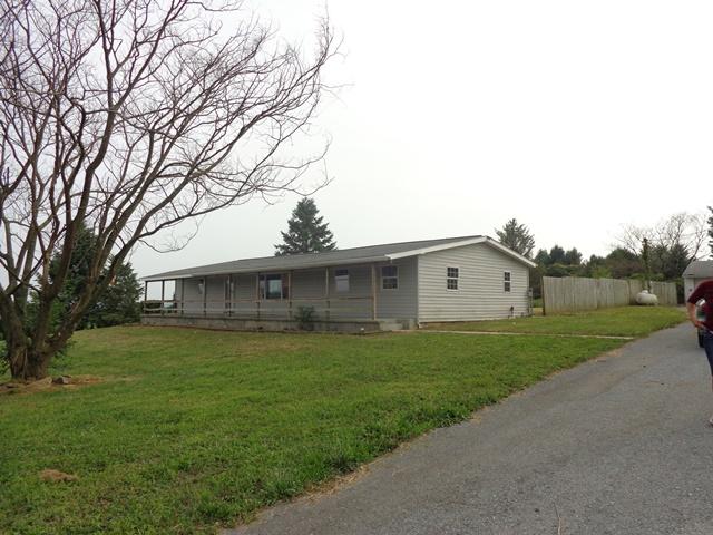 205 Bachmoll Rd, Hamburg, PA 19526 