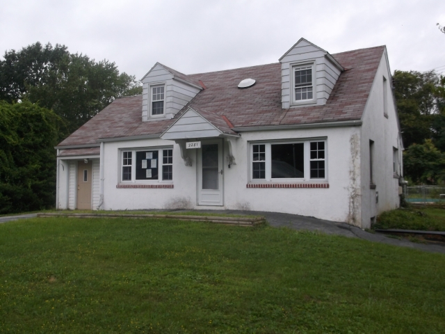 2281 Miller Ave, Coatesville, PA 19320 