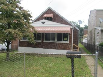 6811 Adams Ave, West Mifflin, PA 15122 